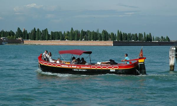Passeio de barco por Veneza